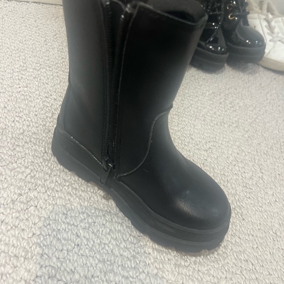 H and M and Zara boots size 8.5 3 pairs - Picture 6 of 11